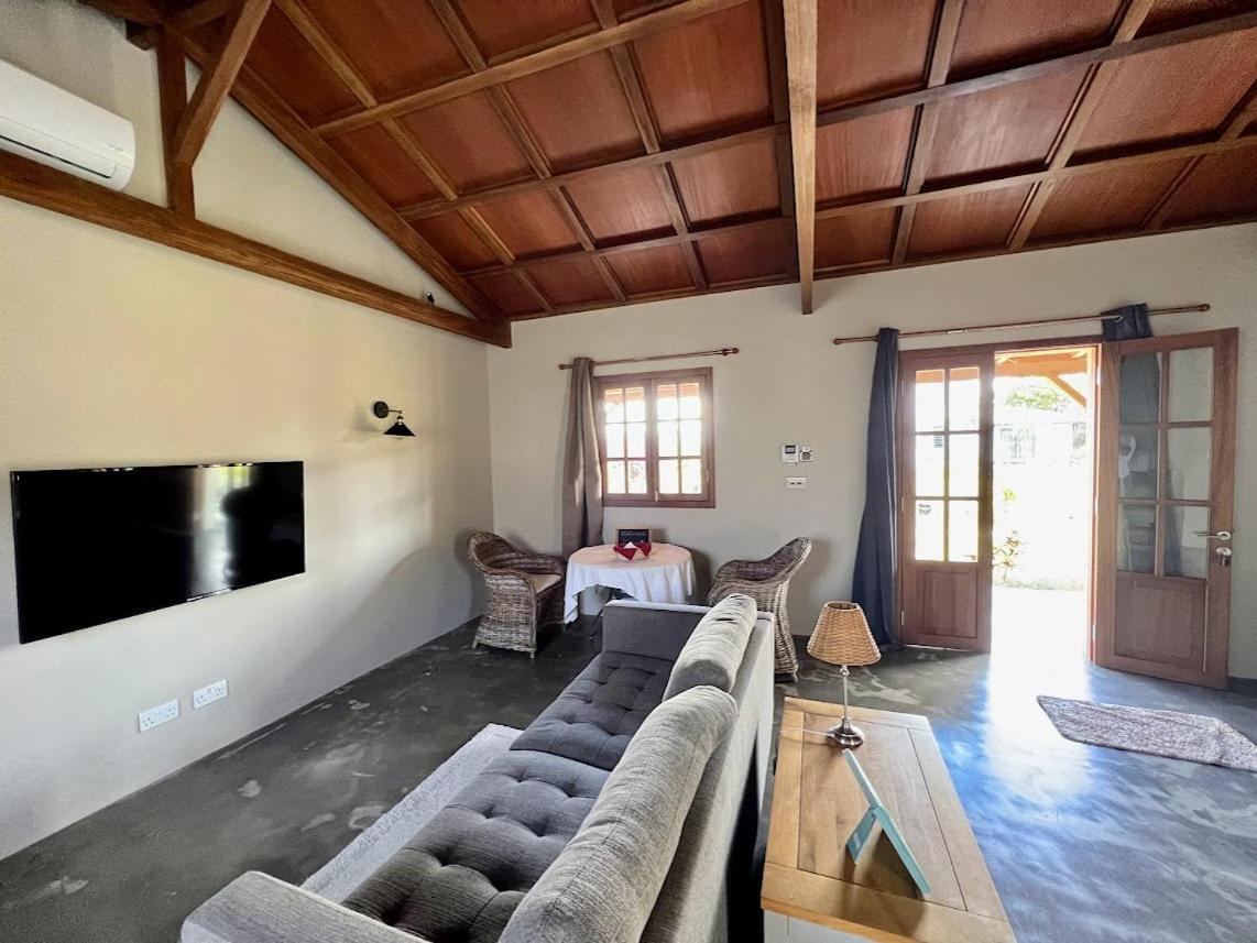 Lakaz Kannell - Vanilla Lodge, Secluded Outside Bath & Shower Infinity Pool Cap Malheureux Eksteriør billede