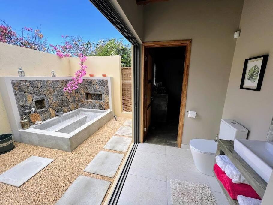 Lakaz Kannell - Vanilla Lodge, Secluded Outside Bath & Shower Infinity Pool Cap Malheureux Eksteriør billede