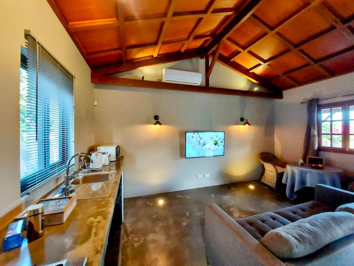 Lakaz Kannell - Vanilla Lodge, Secluded Outside Bath & Shower Infinity Pool Cap Malheureux Eksteriør billede