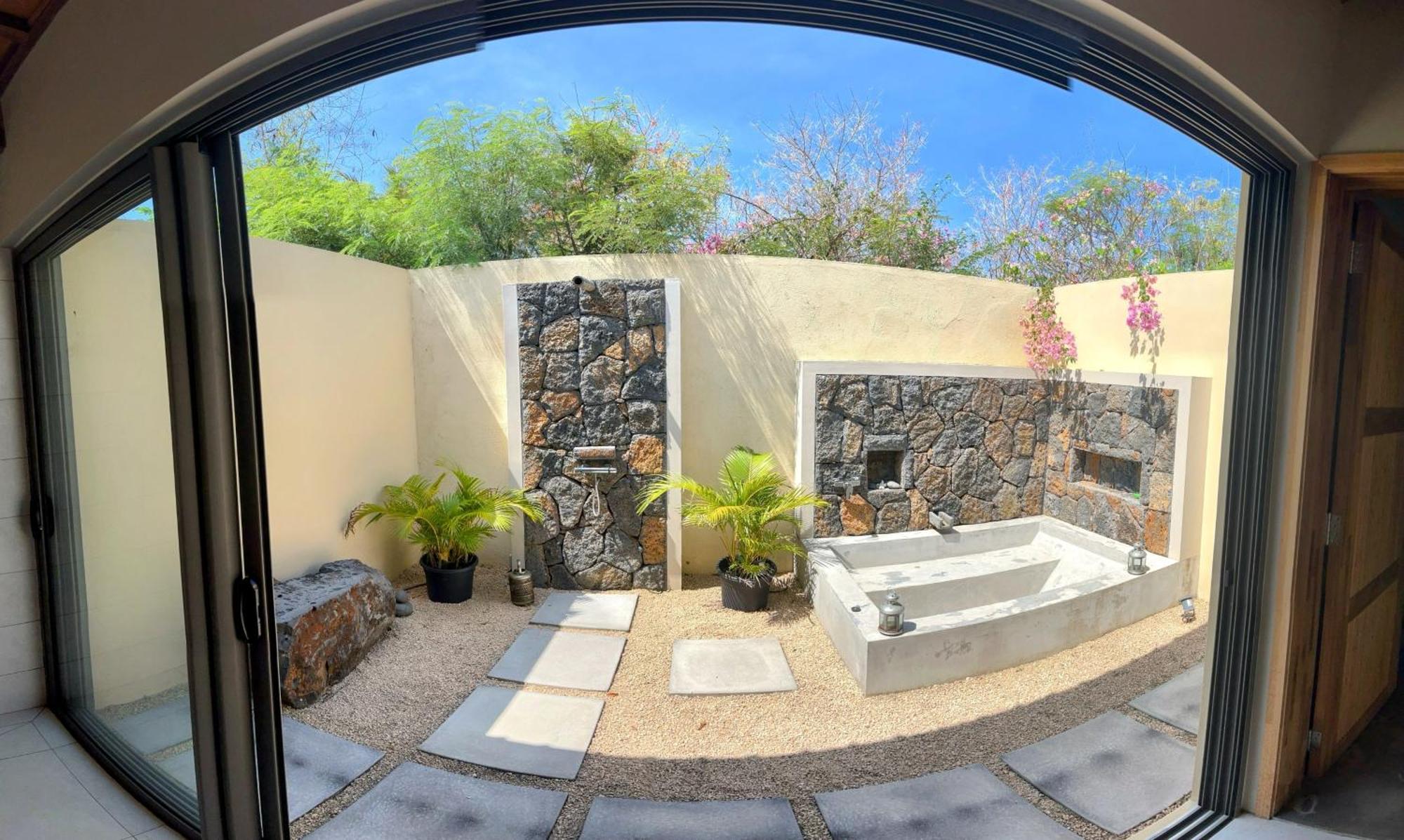 Lakaz Kannell - Vanilla Lodge, Secluded Outside Bath & Shower Infinity Pool Cap Malheureux Eksteriør billede