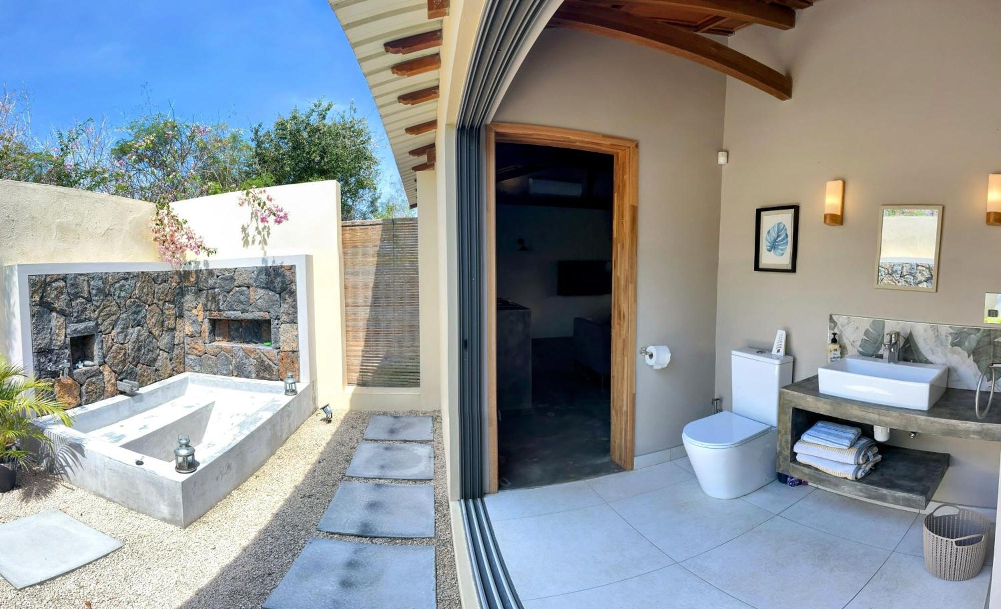 Lakaz Kannell - Vanilla Lodge, Secluded Outside Bath & Shower Infinity Pool Cap Malheureux Eksteriør billede